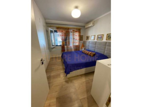 Tirane, shitet apartament 2+1 Kati 3, 86 m² 249.400 Euro (Qender)