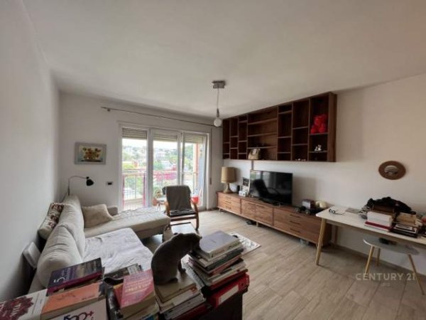 Tirane, shitet apartament Kati 8, 68 m² 135.000 Euro (Rruga Fuat Toptani Tirana, Albania)