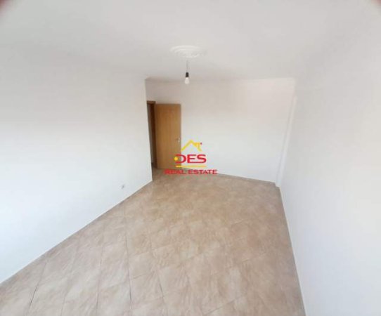 Tirane, shitet apartament 2+1+BLK Kati 8, 100 m² 160.000 Euro (21 Dhjetori)