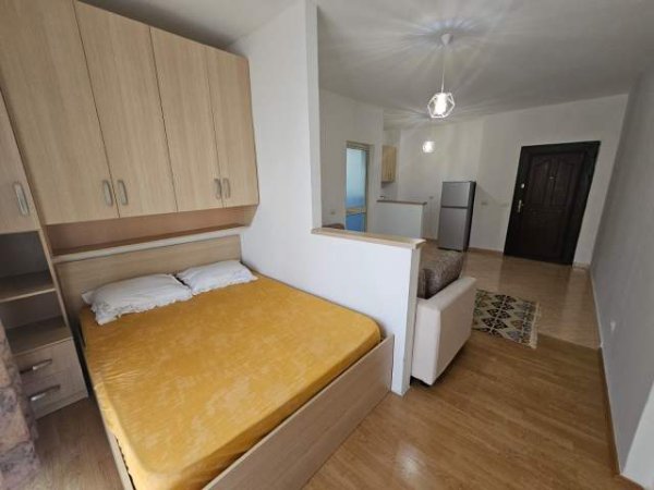 Tirane, shitet apartament Kati 4, 35 m² 45.000 Euro (Fresku)