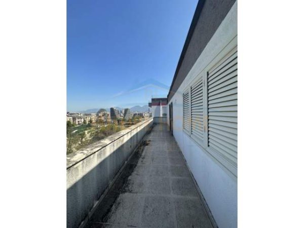 Tirane, shitet apartament Kati 7, 314 m² 600.000 Euro (Kopshti Zoologjik)