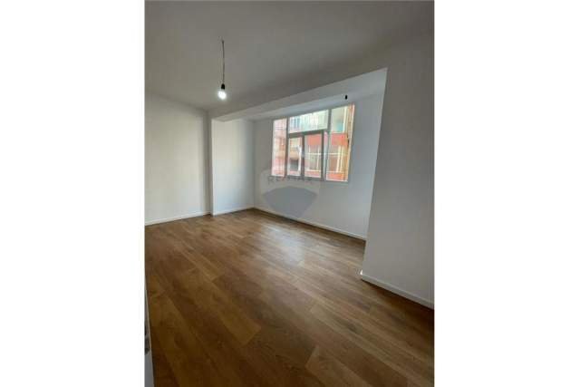 Tirane, shes apartament 1+1 Kati 4, 62 m² 138.000 Euro