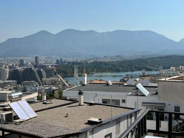 Tirane, jepet me qera apartament Kati 3, 150 m² 800 Euro (Kopshti Botanik)