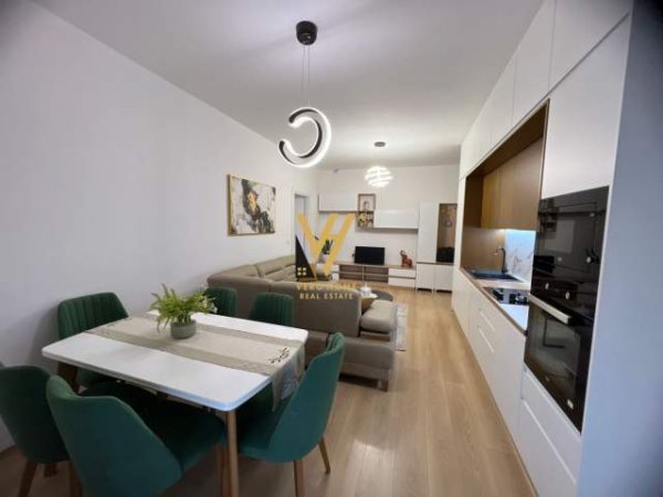 Tirane, jepet me qera apartament 2+1 Kati 5, 90 m² 700 Euro (don bosko)