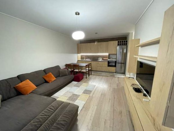 Tirane, jepet me qera apartament 1+1 Kati 5, 80 m² 550 Euro (Delijorgji)