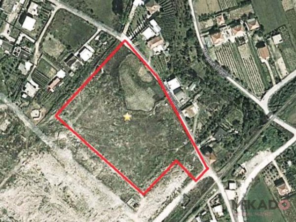 Tirane, shes truall 13.800 m² 1.104.000 Euro (Vore)