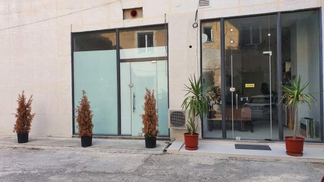 Tirane, shes dyqan Kati 0, 37 m² 150.000 Euro (Gjik Kuqali)