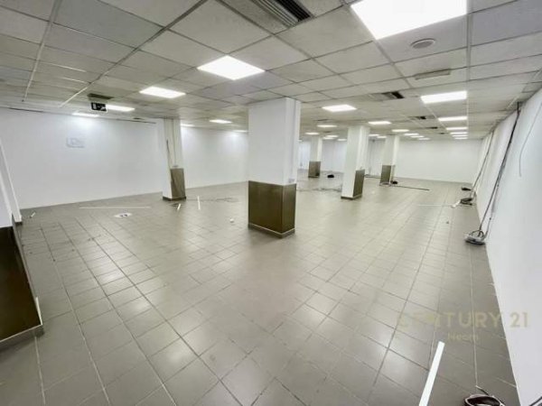 Tirane, jepet me qera ambjent biznesi Kati 0, 570 m² 4.500 Euro (Ministria e Jashtme Tirana, Albania)