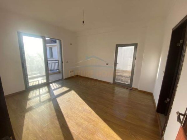 Tirane, shitet apartament Kati 7, 140 m² 190.000 Euro (rruga e Dibres)