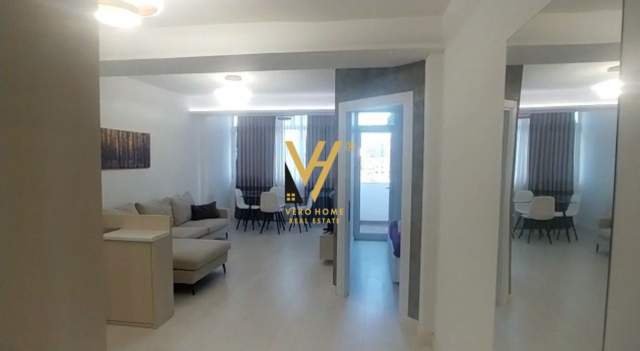 Tirane, jepet me qera apartament 2+1 Kati 6, 94 m² 900 Euro (blloku)