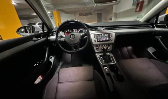 Tirane, shitet makine Volkswagen Volkswagen Passat Viti 2015, 17.000 Euro