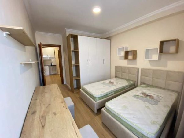 Tirane, shitet apartament 2+1+BLK Kati 6, 105.000 Euro (Unaza e re)