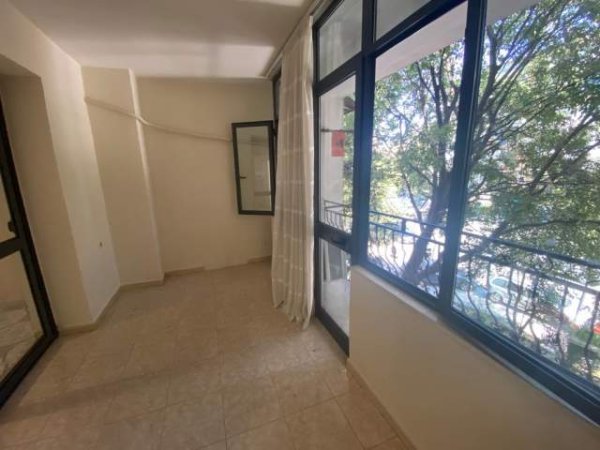 Tirane, shitet apartament 2+1 Kati 3, 137.000 Euro (Mozaiku)