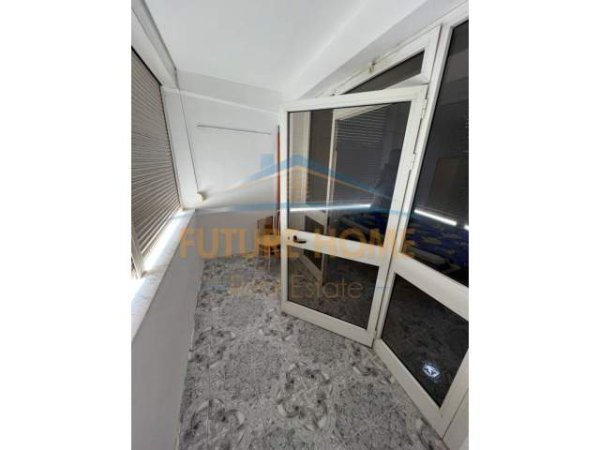 Tirane, shitet apartament 2+1+BLK Kati 6, 120 m² 125.000 Euro (Petro Nini)