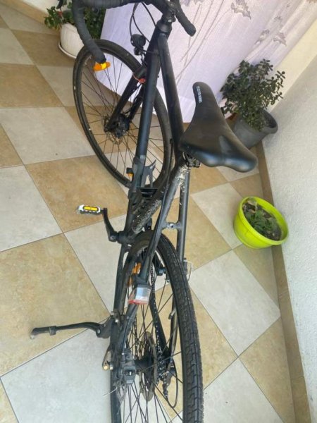Tirane, shes biciklete burrash Origjinale 300 Euro