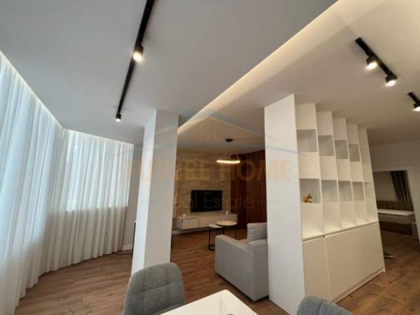 Tirane, jepet me qera apartament 2+1 Kati 1, 110 m² 800 Euro (Kodra e Diellit)
