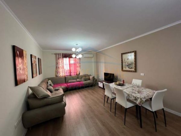 Tirane, shitet apartament 2+1 Kati 2, 106 m² 125.000 Euro