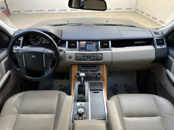 Tirane, shes xhip Land Rover RANGE ROVER SPORT Viti 2011, 11.400 Euro