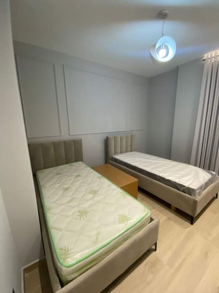 Tirane, jepet me qera apartament 2+1 Kati 2, 110 m² 800 Euro