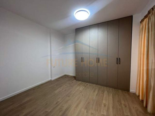 Tirane, jepet me qera apartament Kati 3, 124 m² 1.000 Euro (Zogu i Zi)
