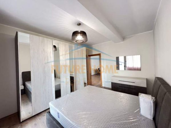Tirane, jepet me qera apartament 2+1 Kati 6, 72 m² 500 Euro (Ish-Parku)