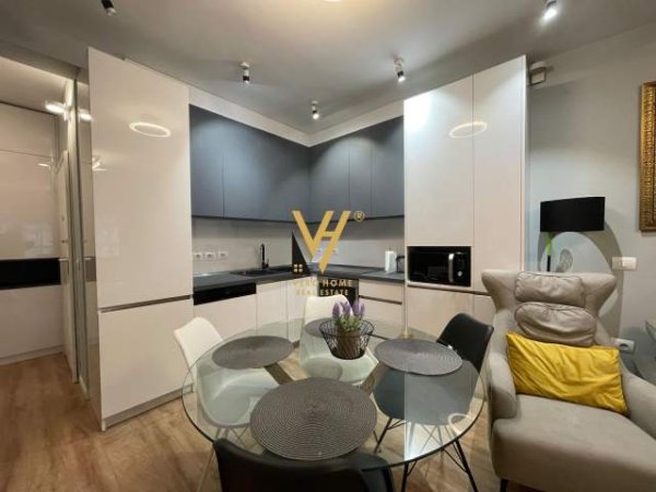 Tirane, shitet apartament 2+1 Kati 8, 112 m² 190.000 Euro (STACIONI I TRENIT)