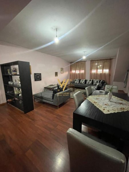 Tirane, jepet me qera apartament 2+1 Kati 7, 110 m² 500 Euro (KODRA E DIELLIT)