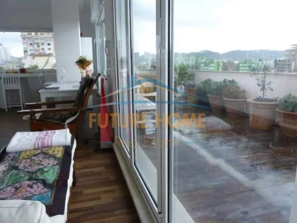 Tirane, jepet me qera apartament 1+1+BLK Kati 8, 140 m² 1.200 Euro (Myslym Shyri)