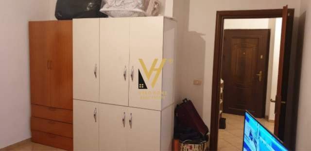 Tirane, shitet apartament 1+1 Kati 2, 75 m² 96.200 Euro (5 maji)