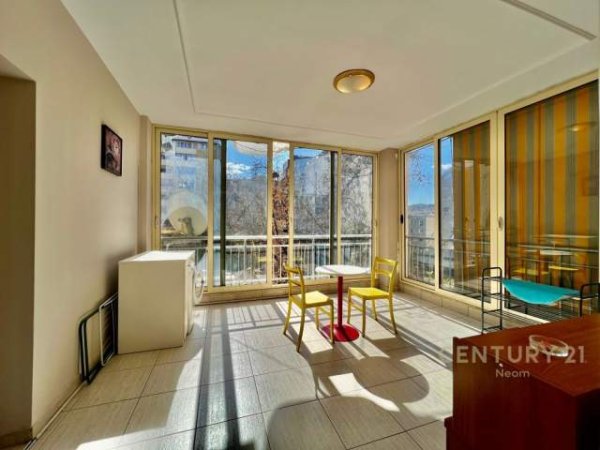 Tirane, shitet apartament 2+1+BLK Kati 4, 136 m² 390.000 Euro (Ish Blloku)
