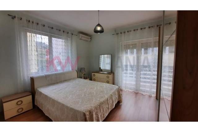 Tirane, jepet me qera apartament 2+1+BLK Kati 3, 115 m² 750 Euro (Rruga Eduard Mano, Kopshti Zoologjik)