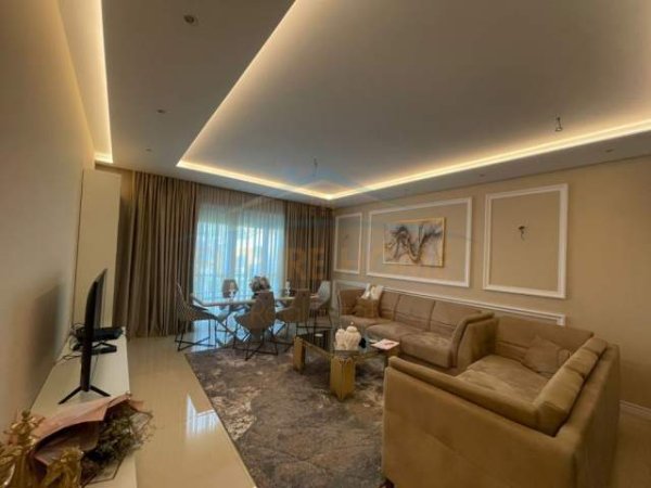Tirane, jepet me qera apartament 2+1 Kati 2, 120 m² 2.000 Euro (Joy Residence)