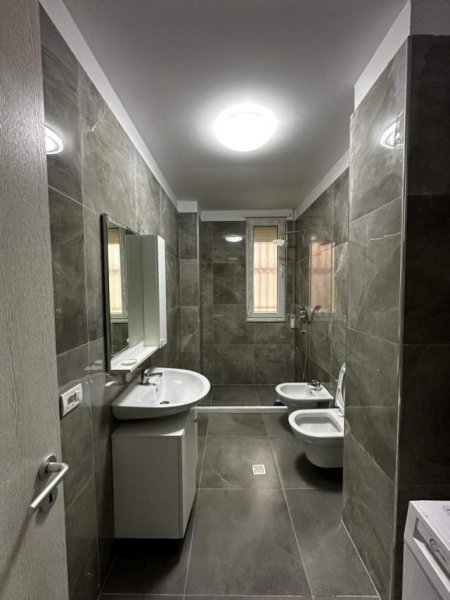 Tirane, shitet apartament 1+1 Kati 1, 60 m² 90.000 Euro (rrethrrotullimi i Selites)