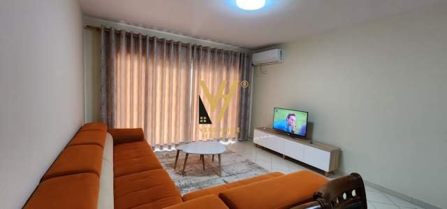 Tirane, jepet me qera apartament 2+1 Kati 4, 110 m² 600 Euro (unaza e re)