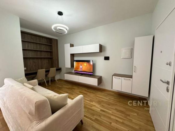 Tirane, jepet me qera apartament 2+1+BLK Kati 6, 95 m² 700 Euro (Ali Demi)