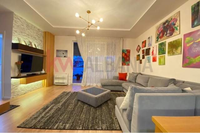 Tirane, shitet apartament 2+1+BLK Kati 4, 112 m² 180.000 Euro (Qyteti Studenti, Tiranë, Shqipëri)