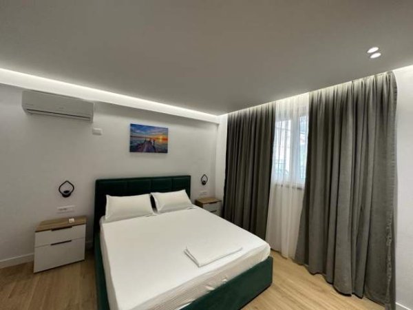 Tirane, shitet apartament 108 m² i ndare ne tre hyrje 1+1 (MINE PEZA)