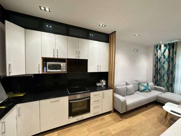 Tirane, jepet me qera apartament 1+1+BLK Kati 1, 60 m² 650 Euro (Rezidenca sofia)