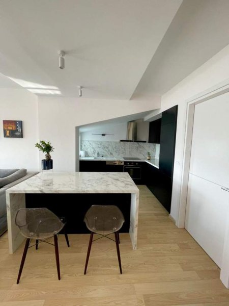 Tirane, jepet me qera apartament 2+1+BLK Kati 2, 130 m² 1.400 Euro (Long Hill Residence)