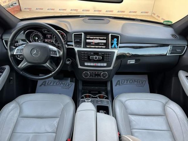 Tirane, shes xhip Mercedes-Benz ML 350 Viti 2012, 19.900 Euro