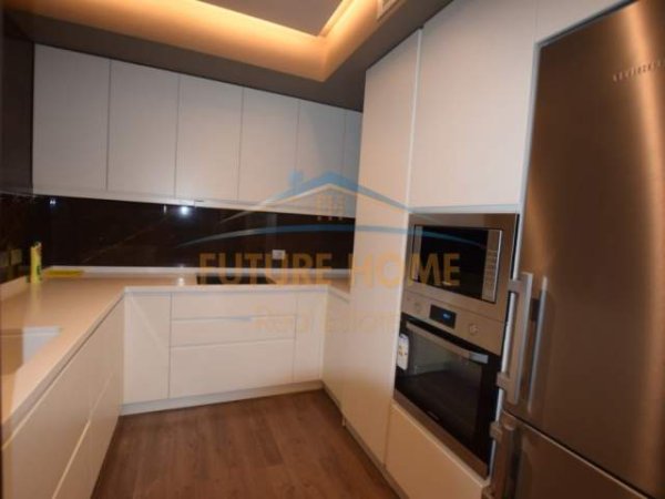 Tirane, shes apartament 2+1+BLK Kati 6, 110 m² 370.000 Euro (Qender)