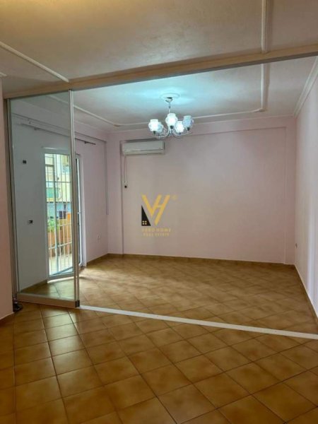 Tirane, shitet apartament 2+1+BLK Kati 2, 88 m² 135.000 Euro (KOMUNA E PARISIT)
