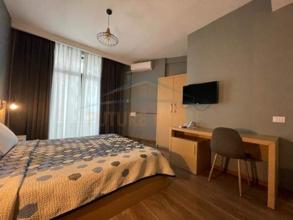 Tirane, shitet hotel Kati 0, 690 m² 1.655.000 Euro (UNAZA E RE)