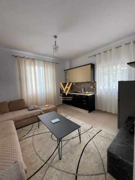 Tirane, jepet me qera apartament 1+1+BLK Kati 1, 80 m² 400 Euro (5 maji)