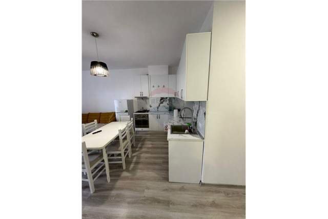 Tirane, shitet apartament 1+1+BLK 78 m² 102.000 Euro