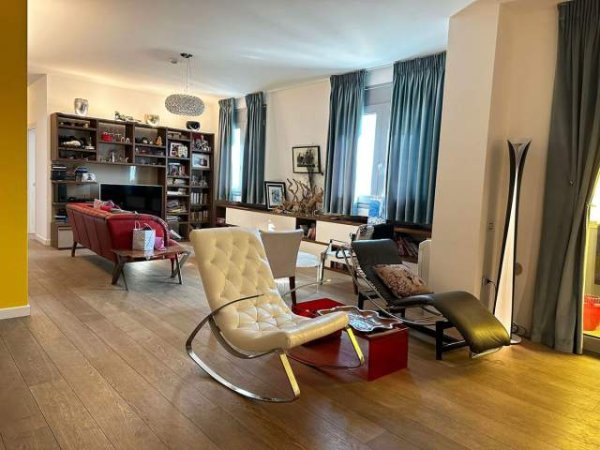 Tirane, shitet apartament 2+1+BLK Kati 8, 152 m² 425.000 Euro (PRANË STADIUMIT “SELMAN STERMASI”)