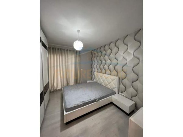 Tirane, jepet me qera apartament 2+1 Kati 7, 450 Euro (Unaza e re)