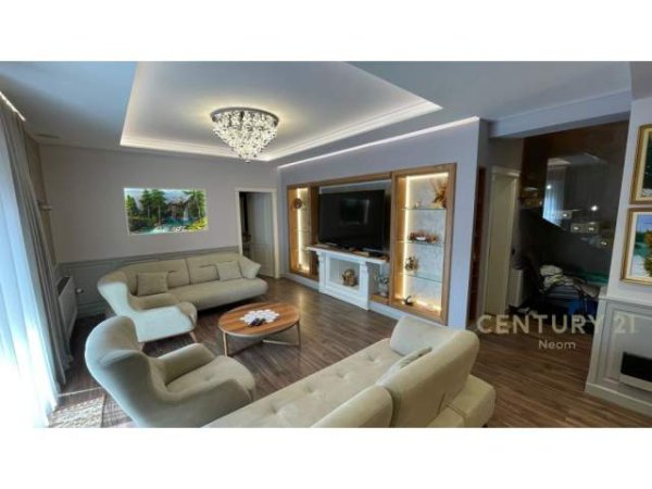 Tirane, shitet apartament duplex Dublex Kati 5, 203 m² 500.000 Euro (Liqeni i Thate)