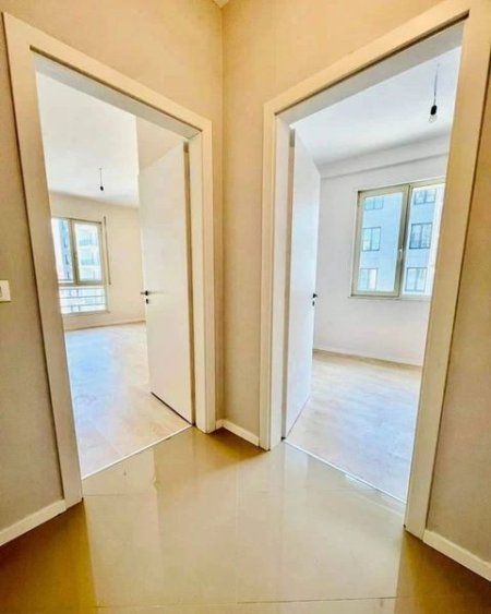 Tirane, ofert apartament 107 m² 154.000 Euro (Rruga Karl Gega,ish Stacioni Trenit)