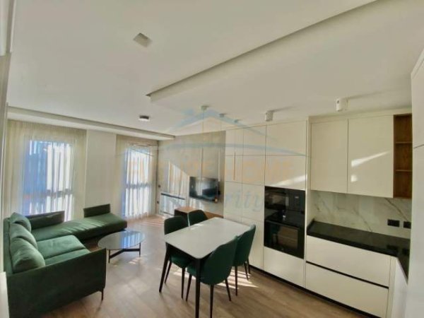 Tirane, shitet apartament 1+1+BLK 61 m² 185.000 Euro (Rruga e Elbasanit, prane Fakultetit Ekonomik)
